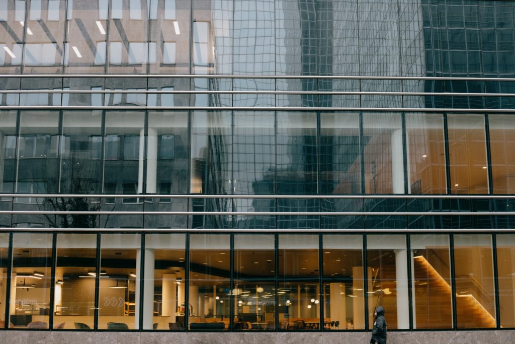 Save Money on Blinds by Ordering Through the Manufacturer