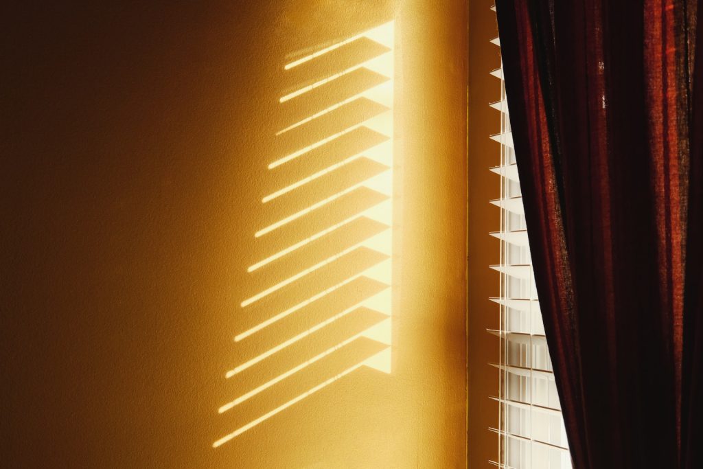 Insulating Blinds That Keep Your Home Warm